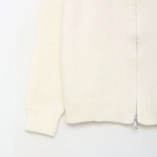 Round knit zip-up