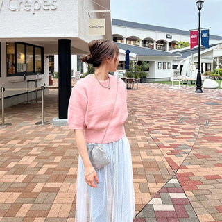 Colorful round knit