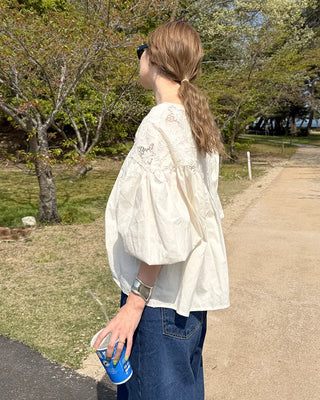 Jacquard lace balloon flare blouse