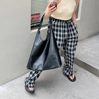 Basic shoulder bag