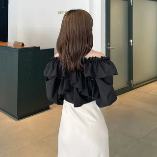V-neck frill ribbon blouse