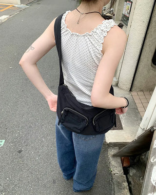 Pocket shoulder bag