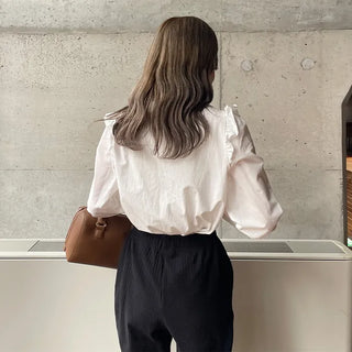 Shoulder frill blouse
