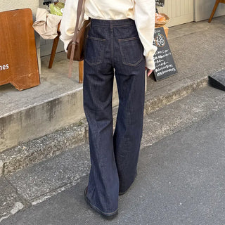 Pocket-stitched bootcut low-rise denim