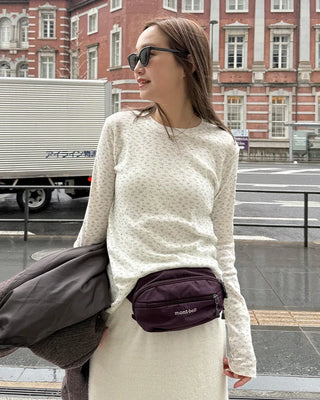 Flower pattern long-sleeved T-shirt