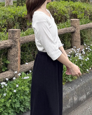 Round neck polka dot half-sleeve shirt