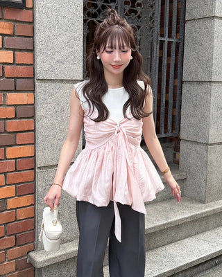 Simple ribbed boat neck sleeveless top