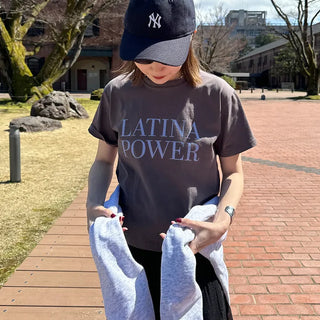 LATINA Lettering T-shirt