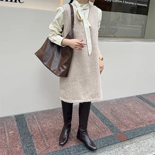 Ribbon tie blouse