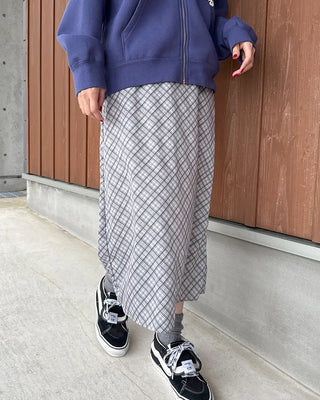 Checked long skirt