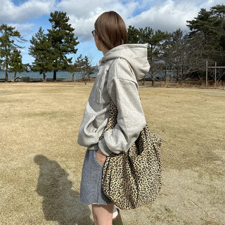 Big leopard print shoulder bag