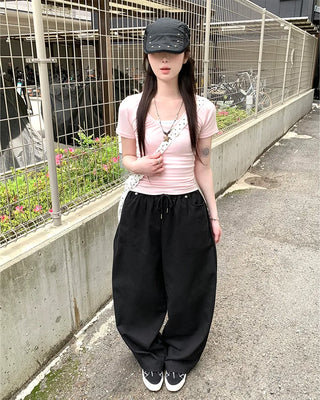 V-neck shirred short-sleeved T-shirt