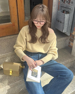 Asymmetrical Shoulder Loose Fit Knit