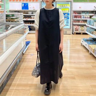 Back Ribbon Dress