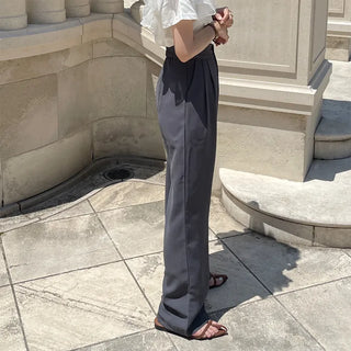 Two-button basic fit slacks