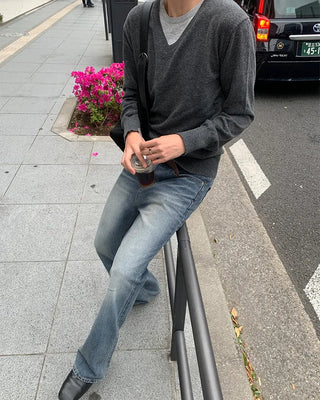 V-neck simple layered knit