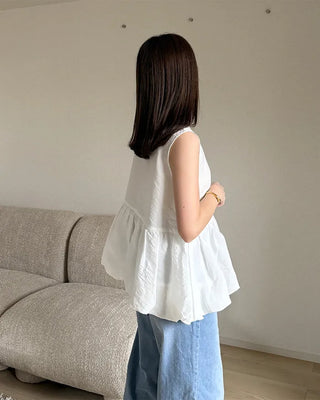 Sleeveless balloon blouse