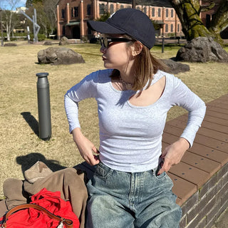 Slit T-shirt with built-in cups