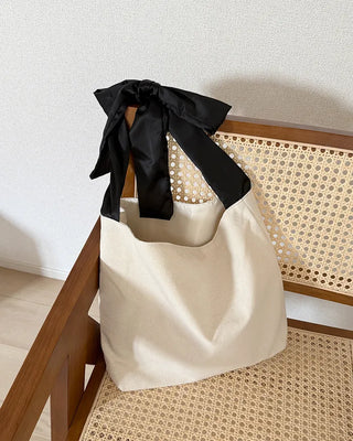 Ribbon shoulder bag