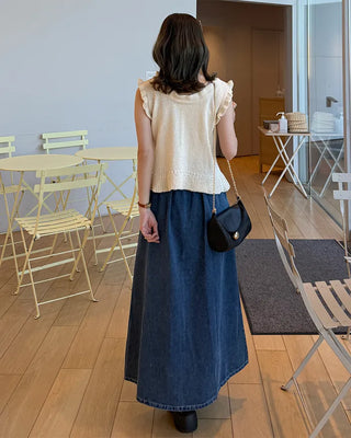 Elastic waist pocket midi denim skirt