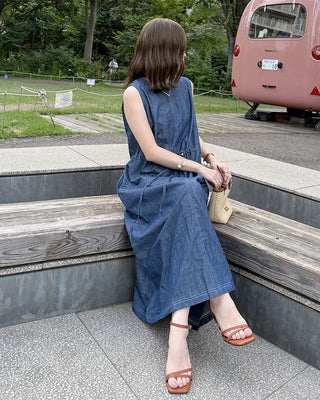 Square strap sandals