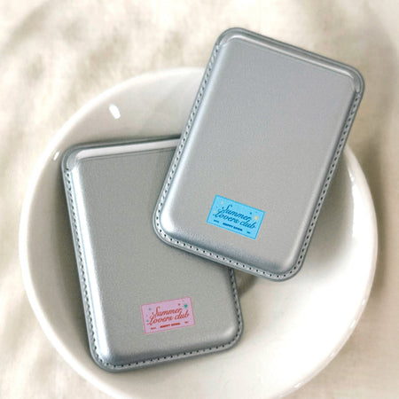 [made] Love & Clover mag safe wallet