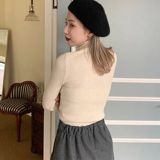 Ribbed turtleneck knit