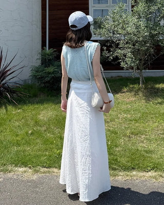 Punched Frill Sleeveless Cardigan