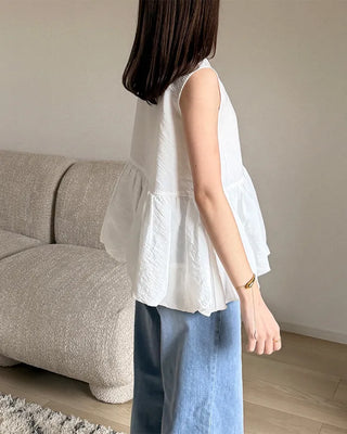 Sleeveless balloon blouse