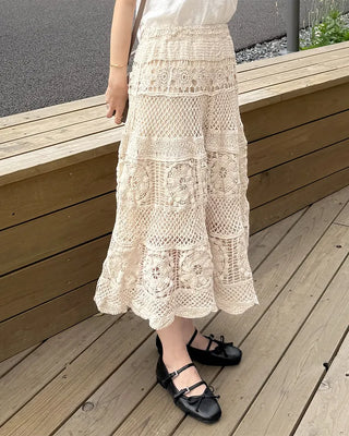 Two-strap flat shoes