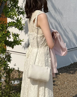 Round-shaped handbag