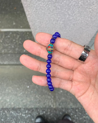 Blue bead bracelet
