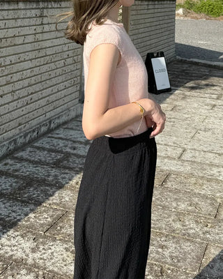 Simple summer short-sleeved knit