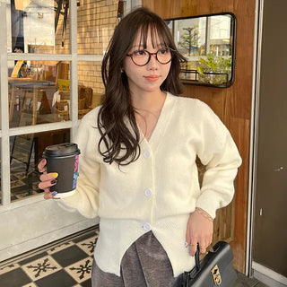 Basic 3-Button Cardigan