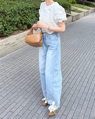 Side-point tapered denim pants