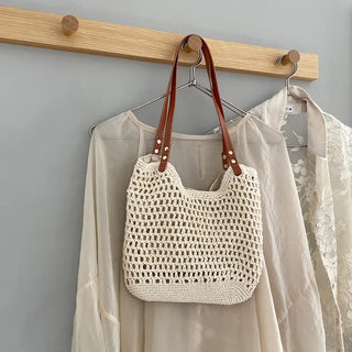 Knitted shoulder bag