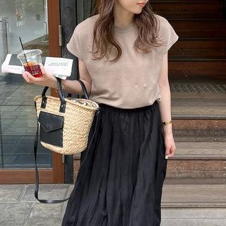 Round neck short-sleeve T-shirt