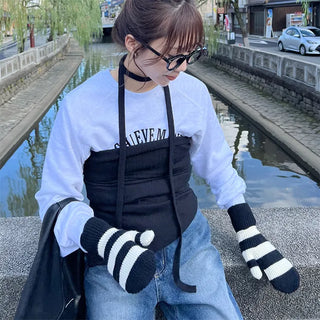 Border Touch Gloves
