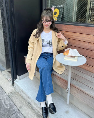 Loose-fit cape short trench coat