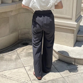 Two-button basic fit slacks