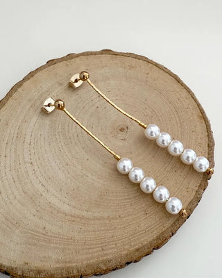 Pearl drop earrings