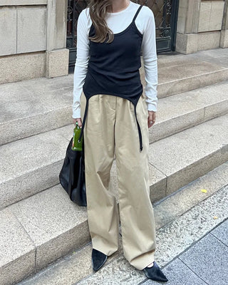 Simple pintuck chino pants