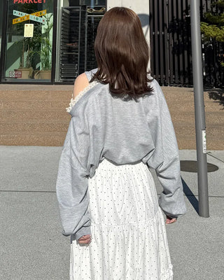Lace Shoulder Point Sweatshirt
