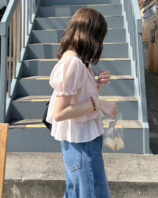 Ribbon string tiered blouse