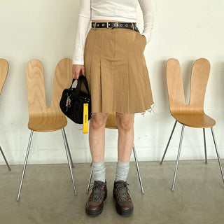 Eyelet belt
