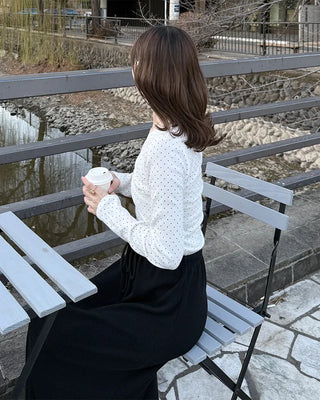 Dot Lace Point V-Neck Long Sleeve T-Shirt