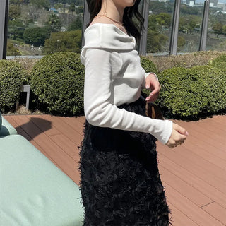Ribbon Point Open Shoulder T-Shirt