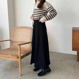 Flared long skirt