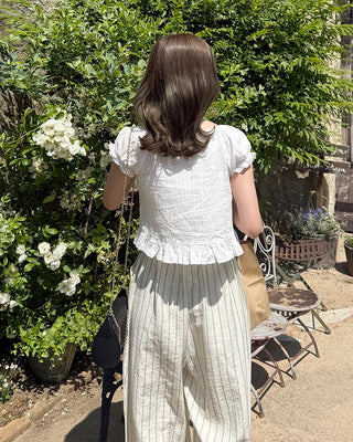Bust strap ribbon puff frill blouse