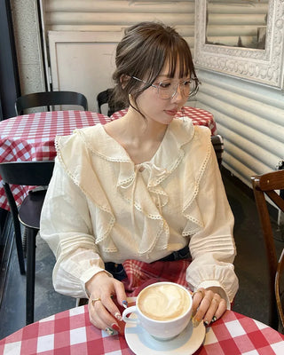 Frilled ribbon blouse